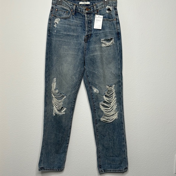 Fidelity high rise distressed jean - Picture 1 of 4